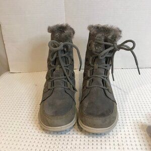 SOREL EXPLORER JOAN INSULATED SUEDE LACED UP BOOT SIZE 8.5